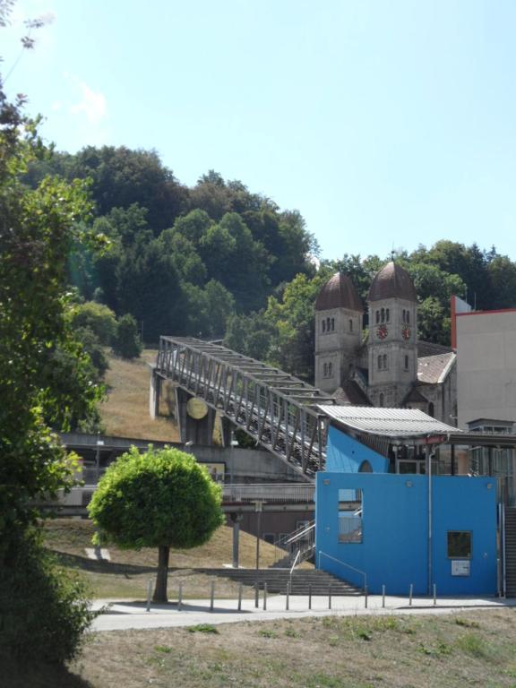 Hotel Gasthof Zum Engel - Gaestehaus Kunzelsau Bagian luar foto
